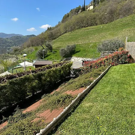 Casa Aaron Tremosine